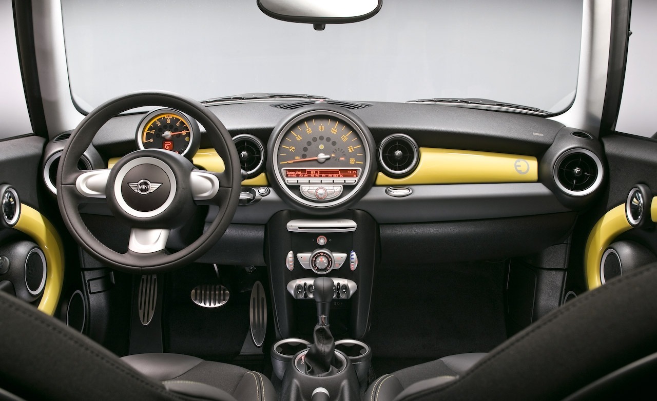 2009 mini e image002