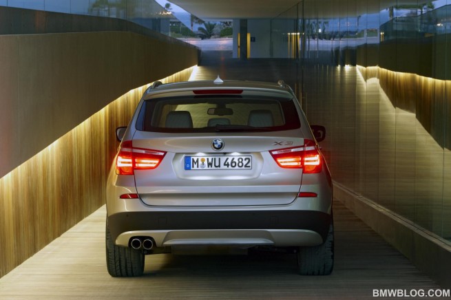 2011 bmw x3 46 655x436