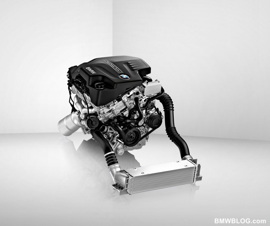 El BMW 528i de 2012 recibe el motor N20 de 2.0 litros y cuatro cilindros