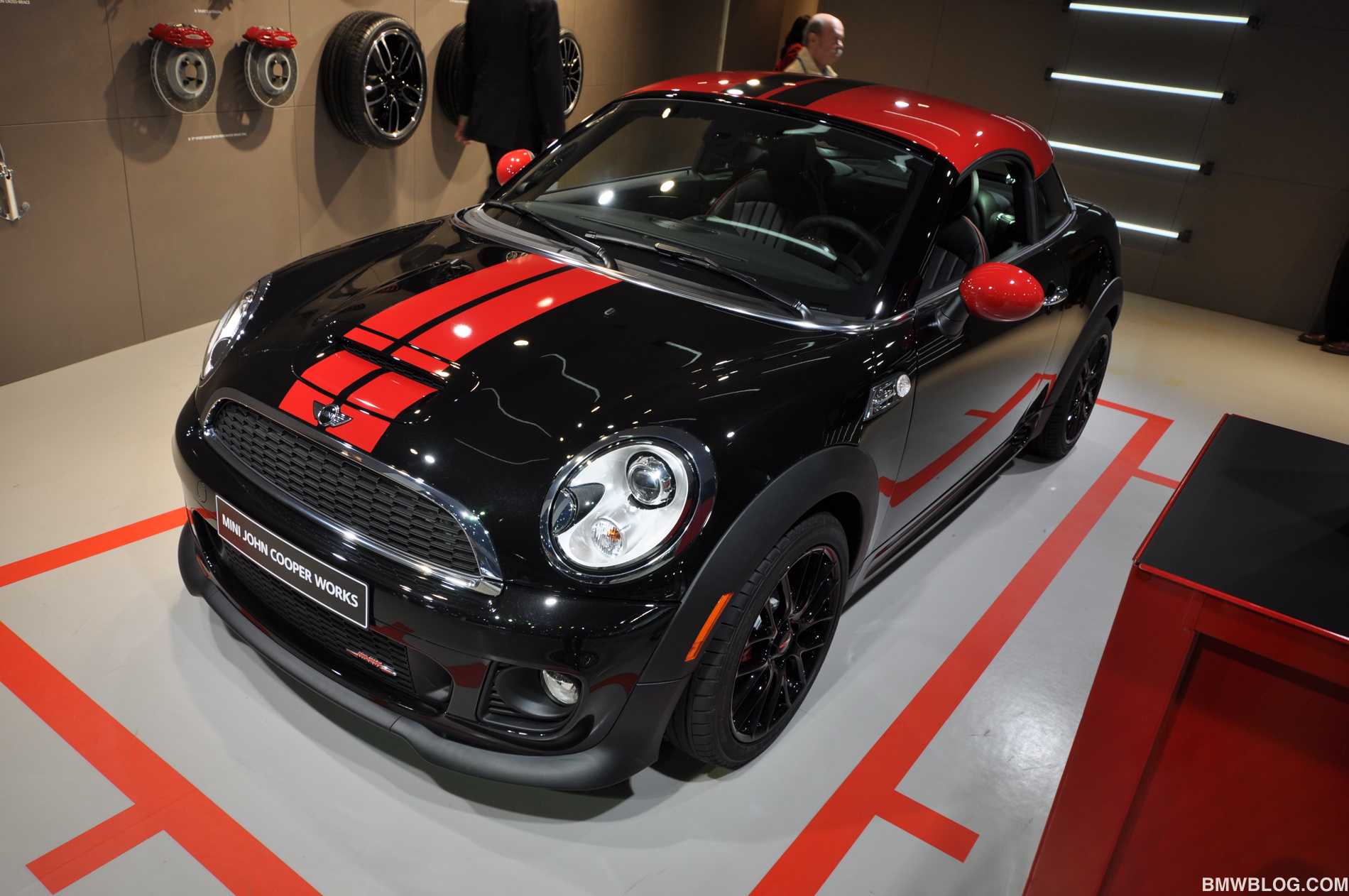 2012 detroit auto show 226