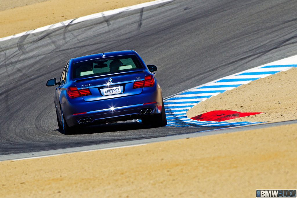 Car and Driver: Probado : BMW Alpina B7 2013