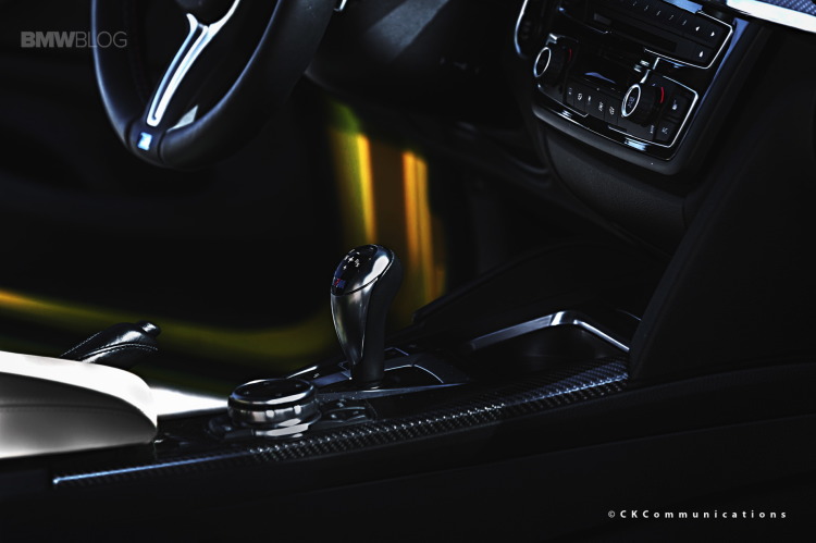 2015-bmw-m4-coupe-austin-yellow-images-50