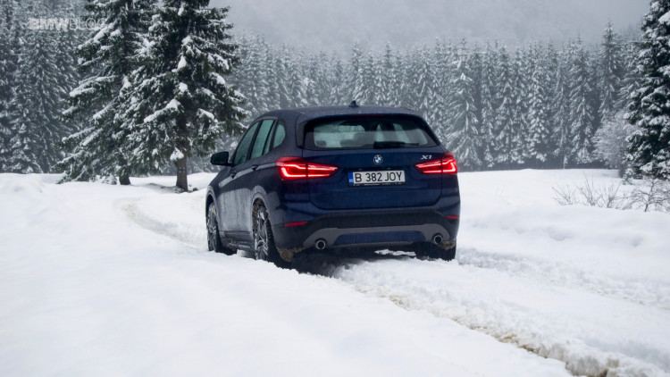2016-bmw-x1-xdrive20d-test-drive- - 32