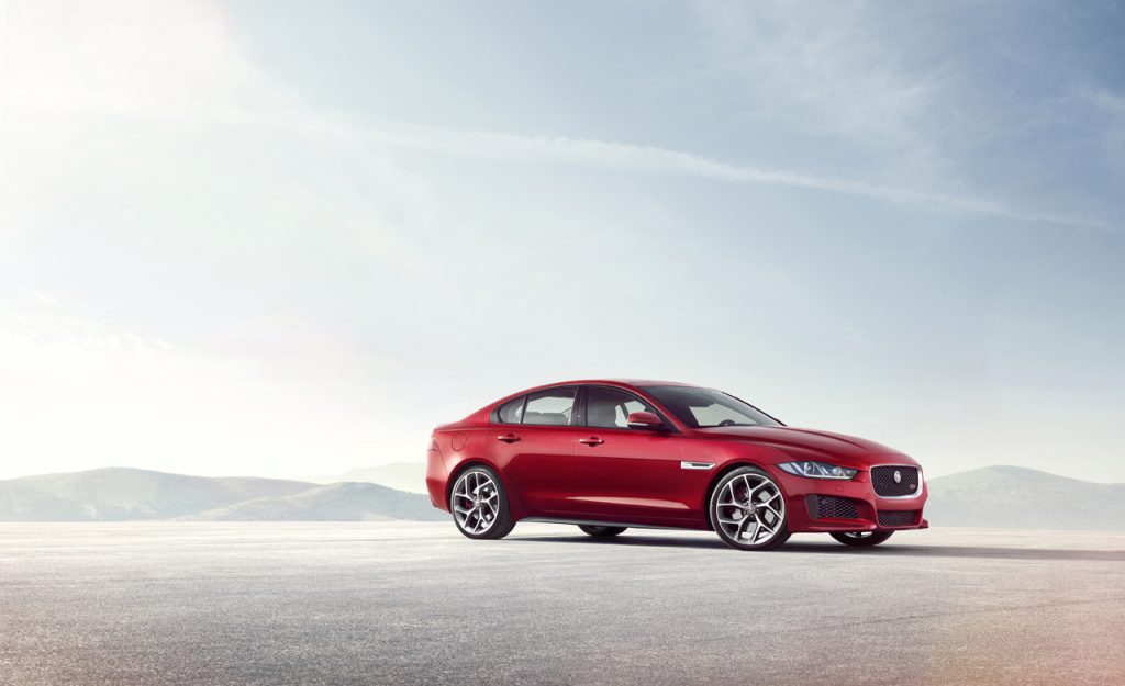 ¿Puede el Jaguar XE hacer mella en las ventas del Serie 3?