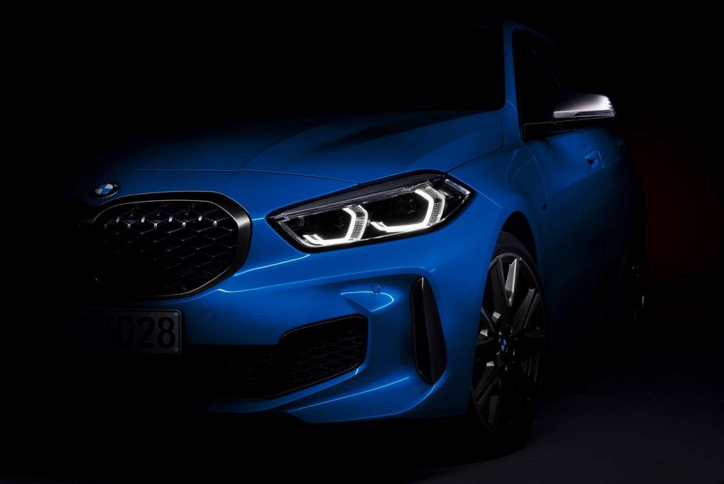BMW Serie 1 obtiene un desenvoltorio menor y muestra su rostro