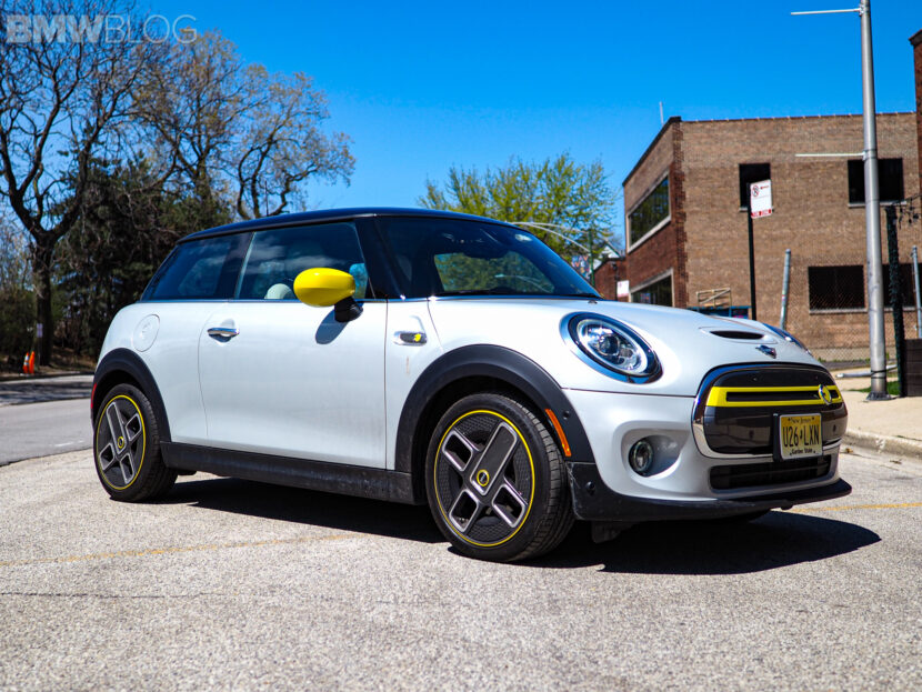 2020 mini cooper se electric 13 830x623