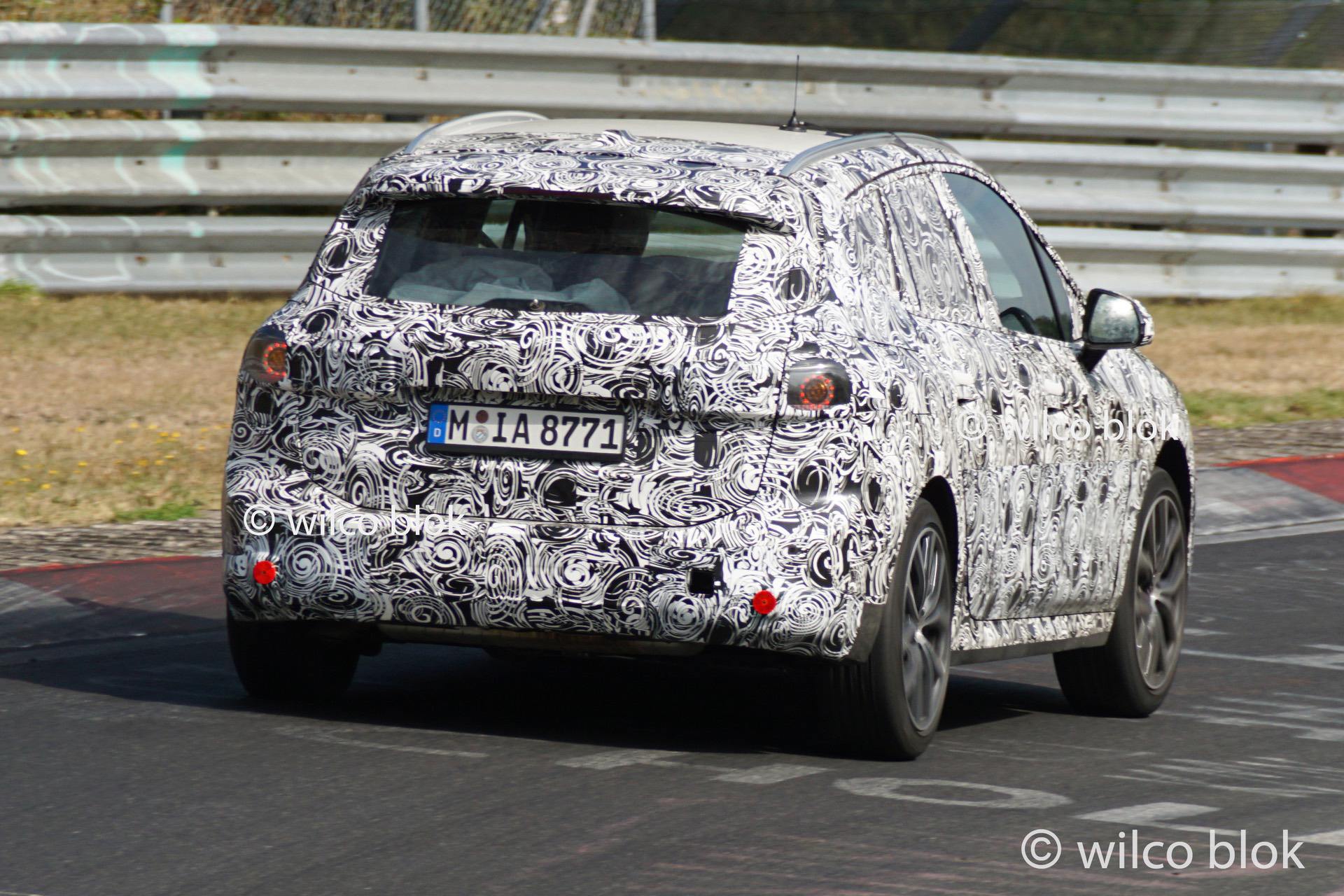 2021 bmw serie 2 active tourer 02