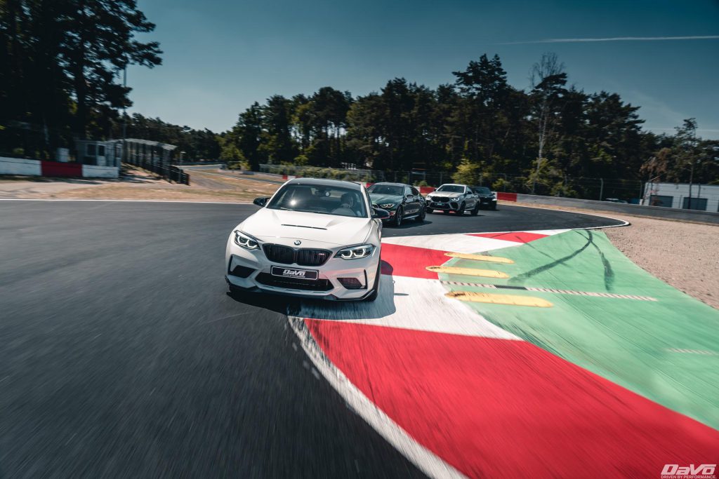 El BMW M2 CS da una vuelta por el circuito de Zolder