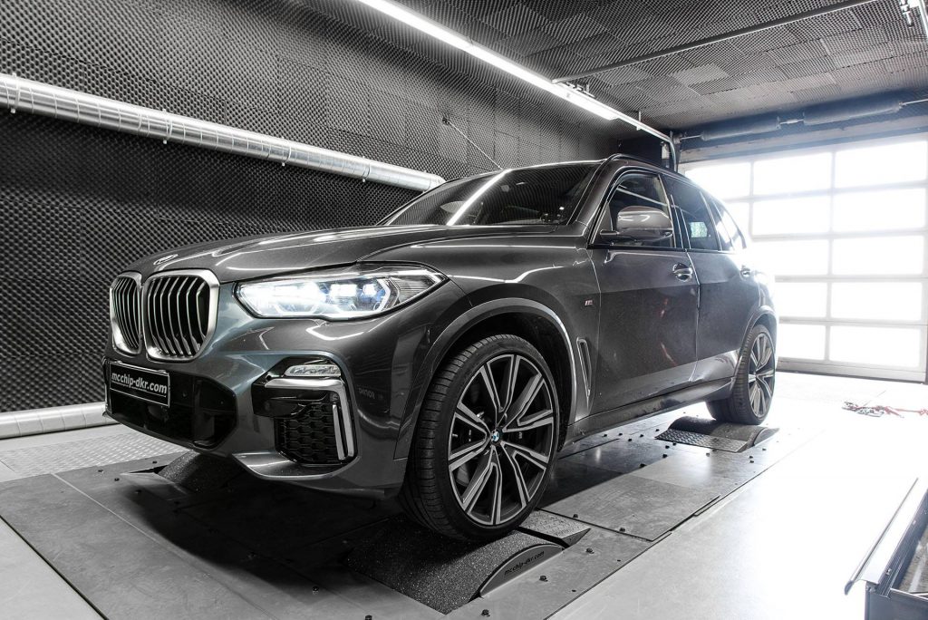 El BMW X5 M50d tiene 515 CV con el ajuste McChip-DKR