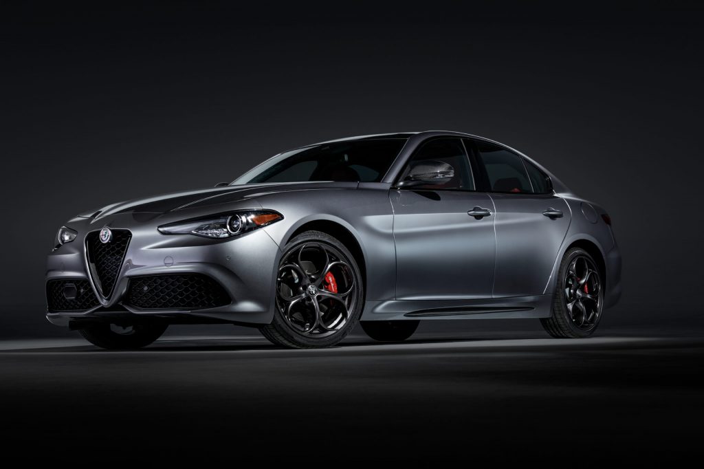 ¿Puede el renovado Alfa Romeo Giulia acabar con la Serie 3?