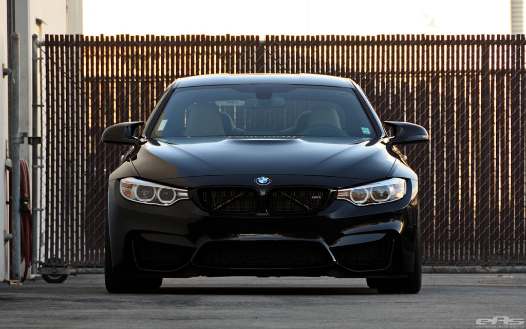 El BMW M4 de Zafiro Negro recibe una puesta a punto y una caída