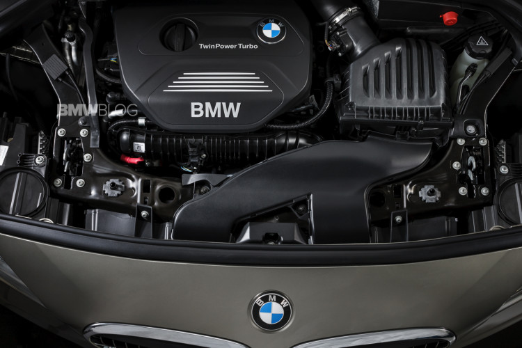 bmw-2-series-active-tour-motor-1