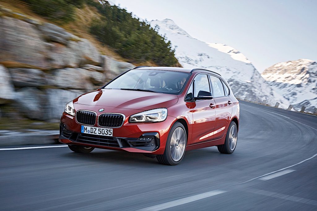 Interior del BMW Serie 2 Active Tourer visto con la nueva consola