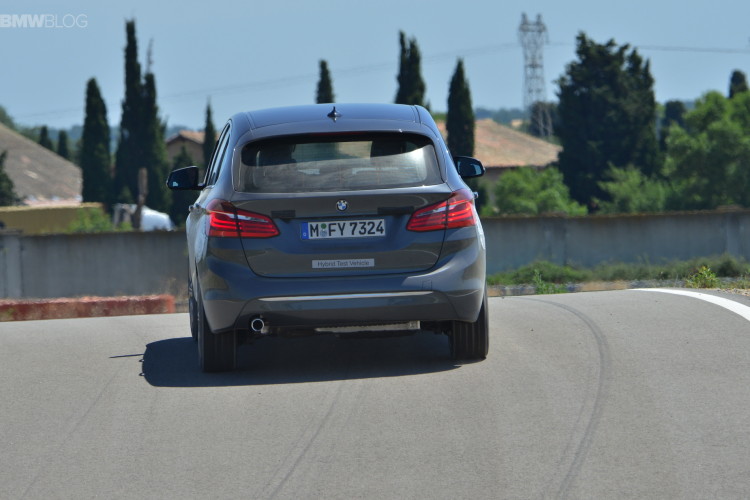 bmw serie 2 active tourer hybrid test drive images 11 750x500