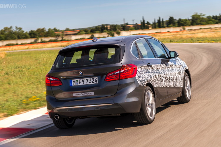 bmw serie 2 active tourer plugin hybrid test drive 1900x1200 08 750x499