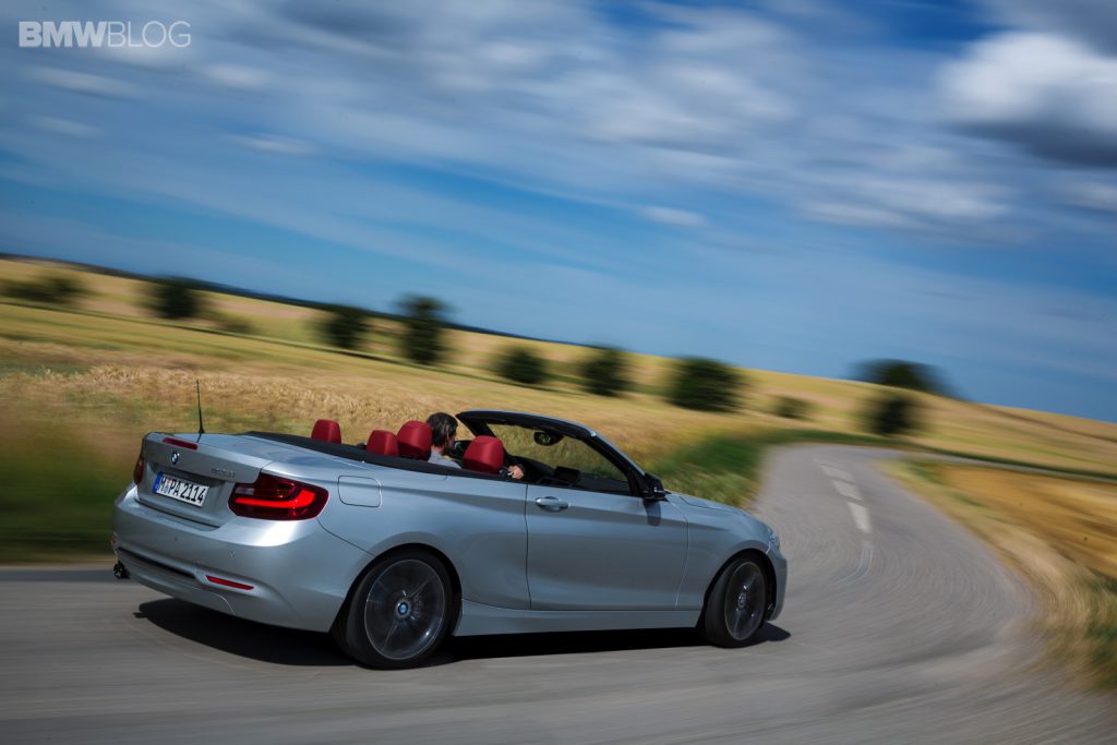 Vea los primeros vídeos del BMW Serie 2 Convertible