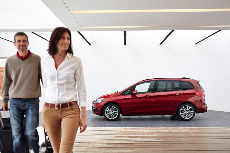 bmw-2-series-gran-tourer-exterior-imágenes-46