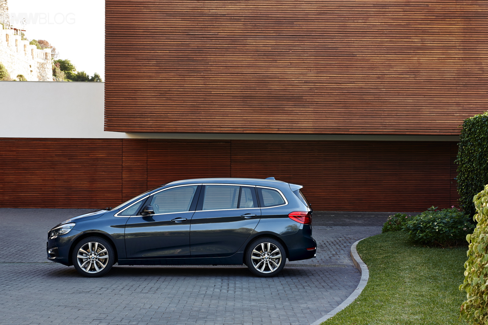bmw 220d xdrive gran tourer imágenes 01