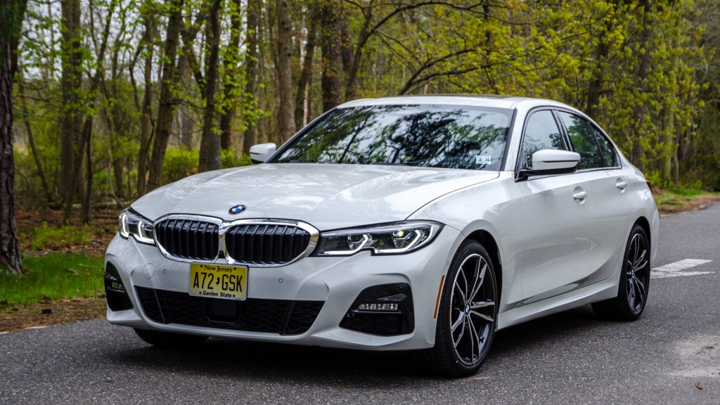 BMW 330i vs Tesla Model 3 vs Hyundai Kona — Prueba de Top Gear