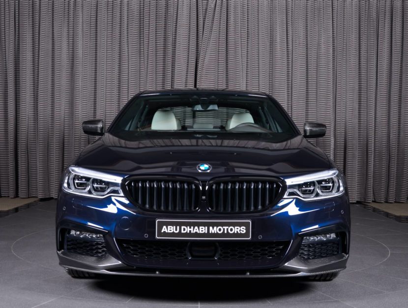 bmw 540i con kit de carbono m performance pintura negra de carbono 2 830x627