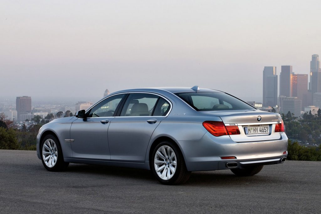 Dibujamos el BMW Serie 7 tal y como quieres