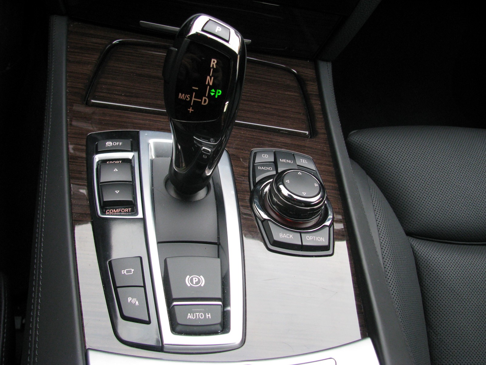 bmw_750i_test_drive-41