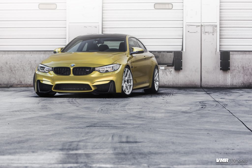 Austin amarillo BMW F82 M4 con ruedas VMR V803 Blog de BMW