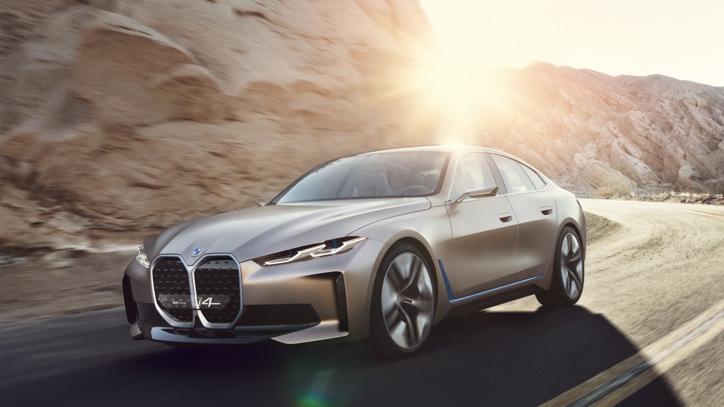 BMW i4 Concept vs Tesla Model 3 Performance