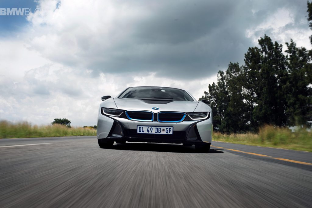 BMW i8 – Vista aérea con dron