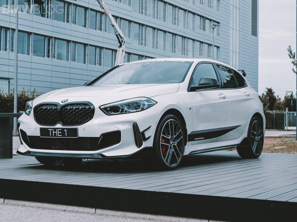 Comprueba el BMW M135i con piezas M Performance
