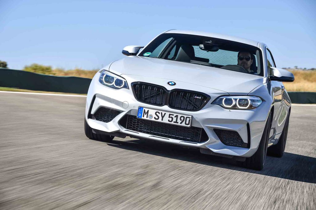 Da un paseo en POV en el BMW M2 Competition