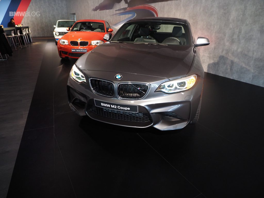 BMW M2 en Gris Mineral