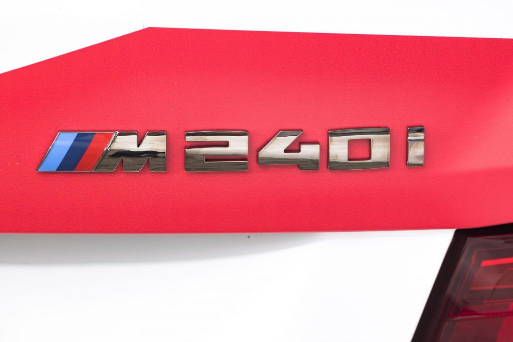 El BMW M3 compite con el M240i tuneado y el Porsche 911 992