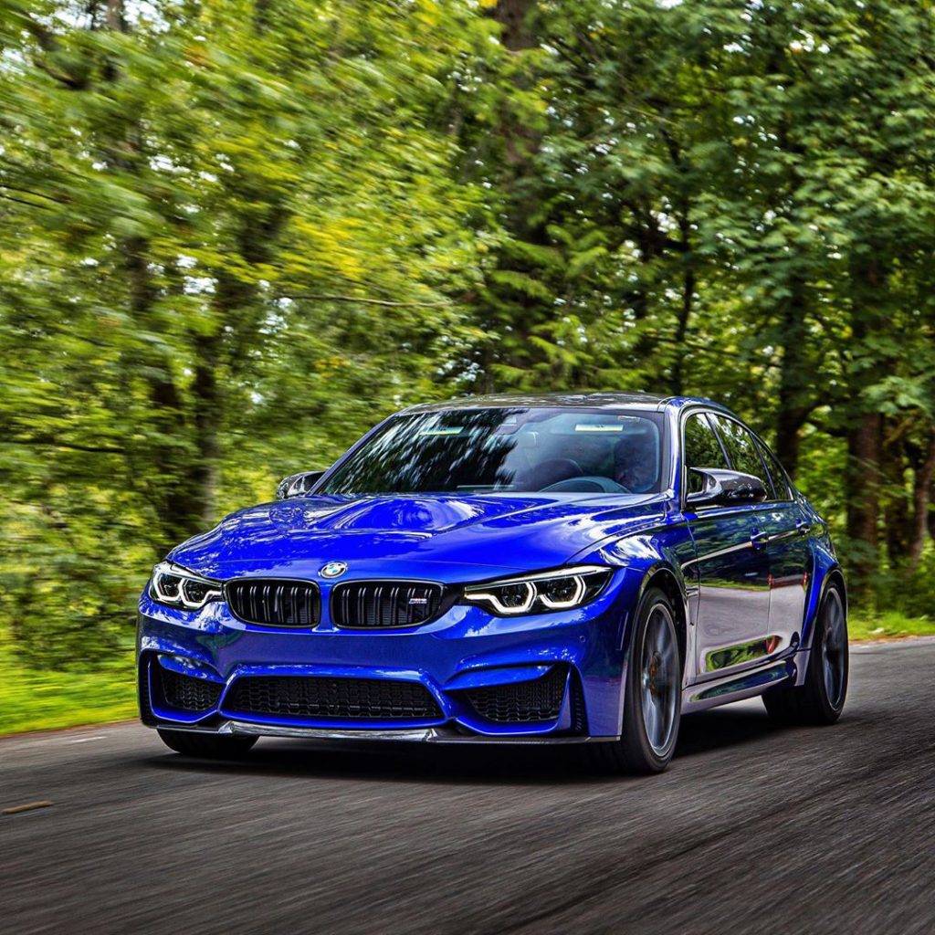 El garaje de blogdebmw va a recibir un BMW M3 CS en azul