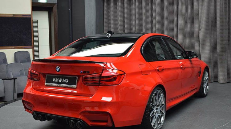 bmw-m3-con-paquete-de-competición-y-pintura-roja-ferrari (15)