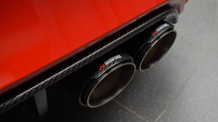 bmw-m3-con-paquete-de-competición-y-pintura-roja-ferrari (22)