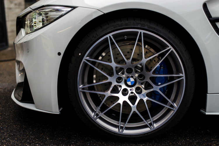 BMW M4 Coupé Tour Auto Edition 19 750x501