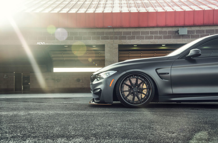 bmw m4 gts gris mate forjado llantas de 3 piezas adv1 advanced series f 830x546