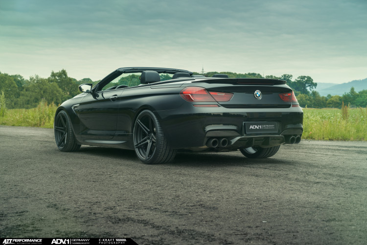 BMW M6 descapotable con llantas ADV.1