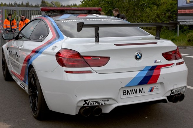 bmw m6 akrapovic 655x436