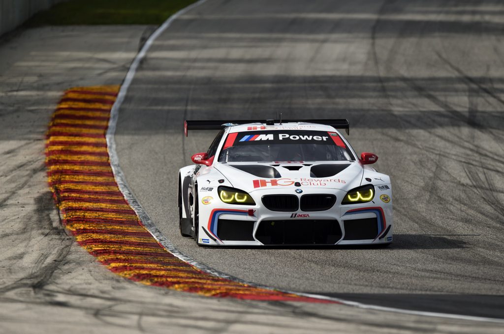 Los coches de carreras BMW Team RLL M6 terminaron en tercera y octava posición en Road America