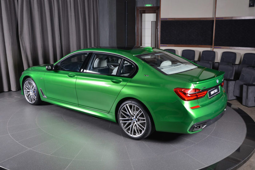 bmw m760i verde rallye 34 830x553
