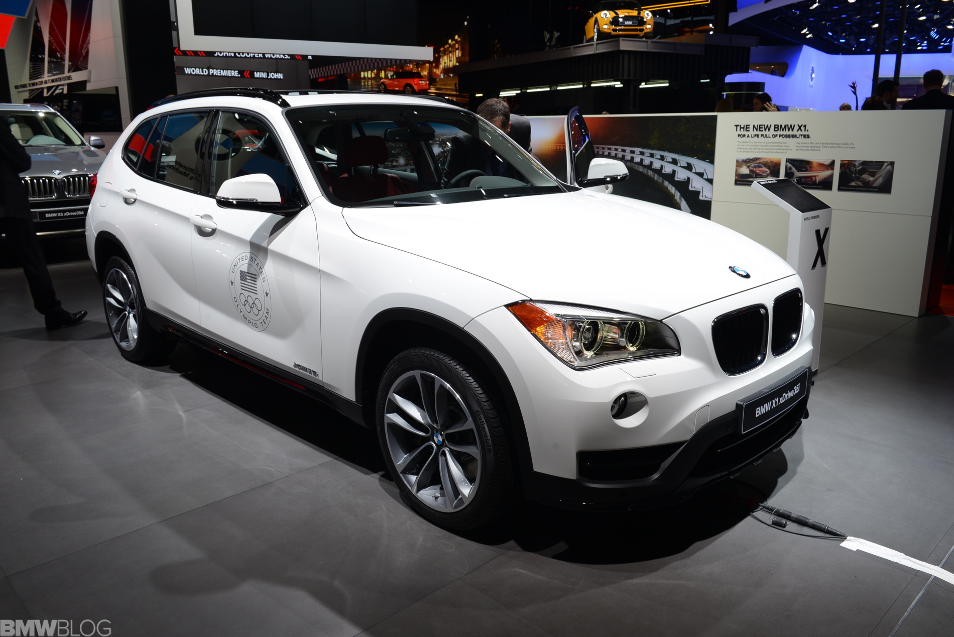 bmw x1 ambience 01