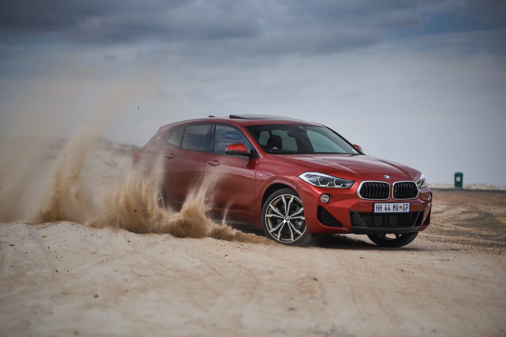 El BMW X2 se lanza en Sudáfrica con una glamurosa sesión de fotos