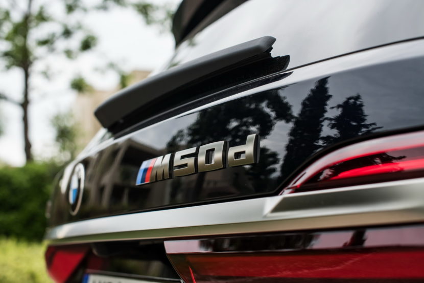 BMW X7 M50d Grecia 57 830x553