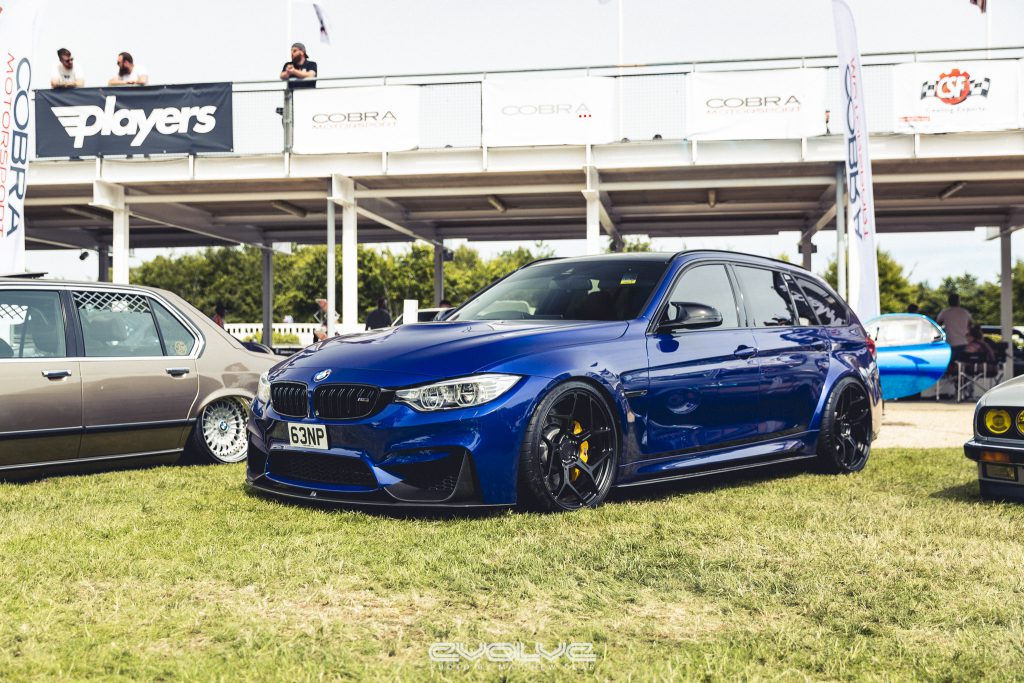 BMW F81 M3 Touring vs Mercedes-AMG C63 S Estate drag race