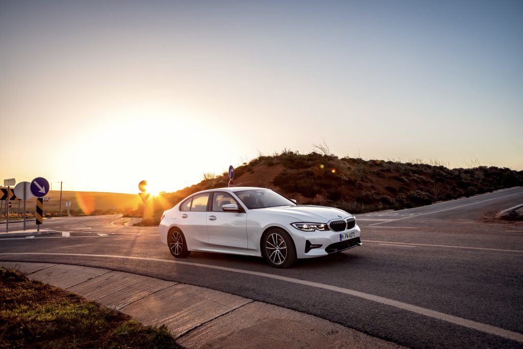 BMW 330e Touring Plug-in Híbrido en camino