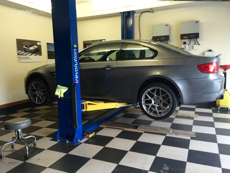 cómo cambiar el líquido de frenos bmw m3 imágenes 26 750x563