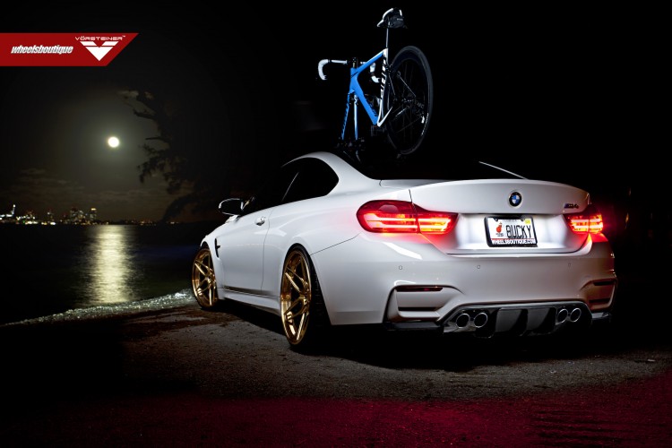 BMW M4 blanco alpino por Wheels Boutique