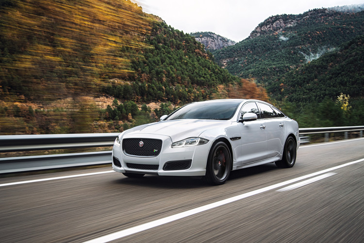 jaguar xjr 1 eu spec mostrado 111051 750x501